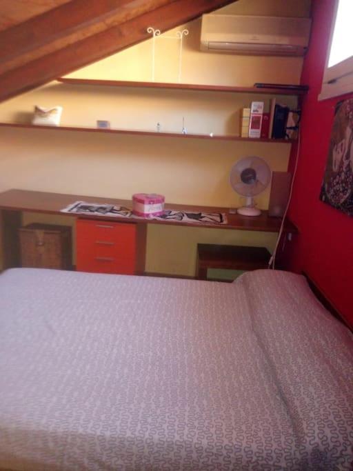 Mansarda Nel Cuore Di Bologna Buitenkant foto